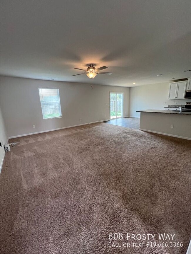 Building Photo - 608 Frosty Way