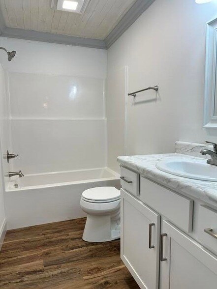 Building Photo - 540 18th St NW