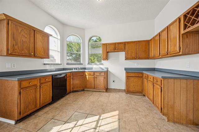 Building Photo - 1602 Develon Dr