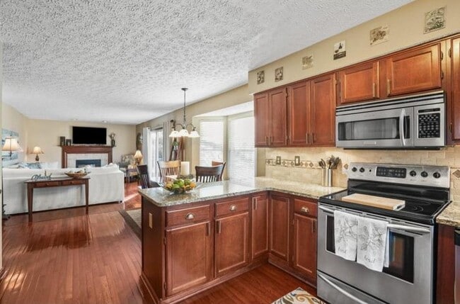 Building Photo - 1500 Aniko Ave