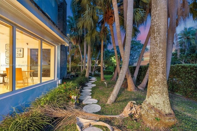 Building Photo - 9200 N Bayshore Dr