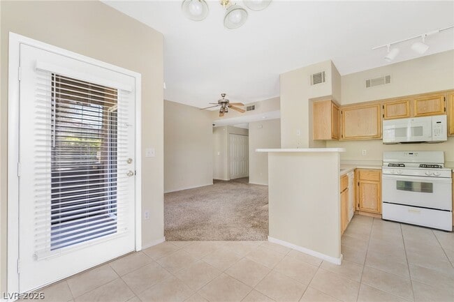Building Photo - 9050 W Warm Springs Rd