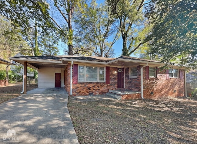 Building Photo - 1768 Santa Cruz Dr