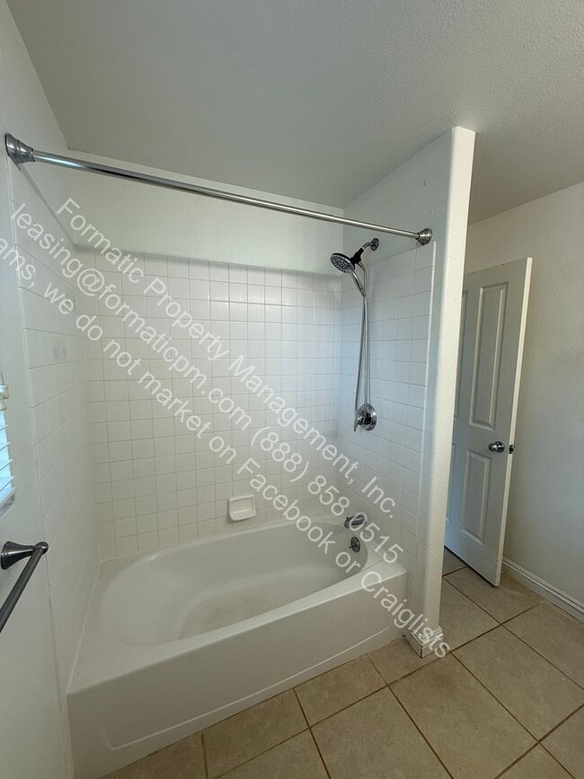 Building Photo - 91-2041 Kai 'Oli Street