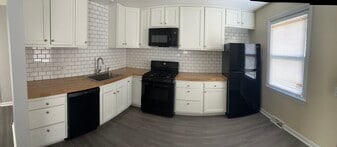 Building Photo - 5023 Forest Park Pl