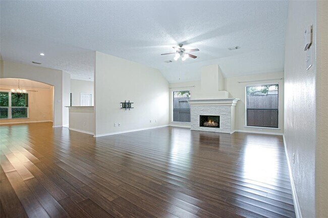 Building Photo - 13335 White Ibis Dr