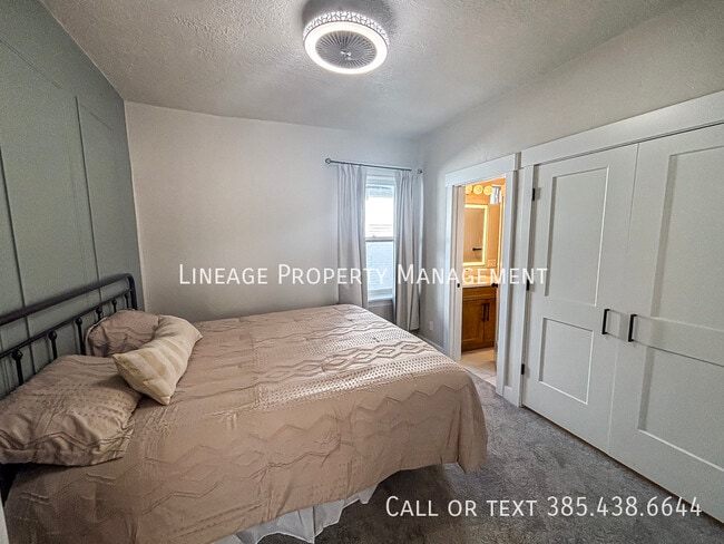 Building Photo - 535 S 900 W