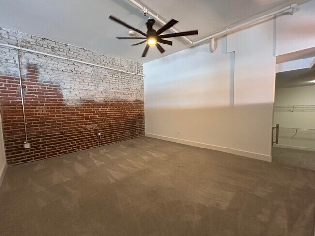 Building Photo - 505 Tennessee St