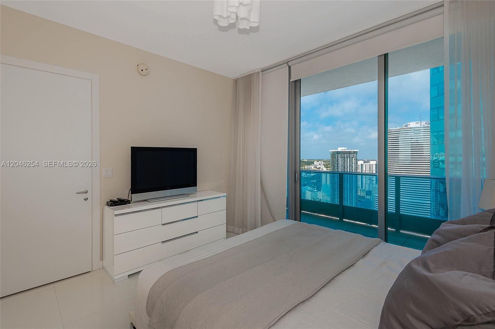 Building Photo - 200 Biscayne Boulevard Way