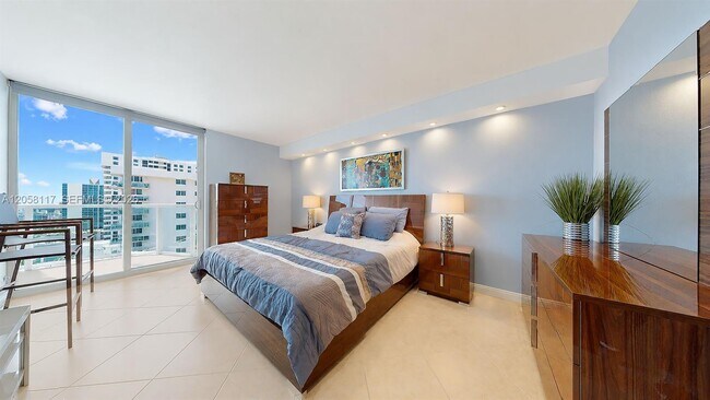 Building Photo - 2401 Collins Ave