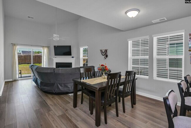 Building Photo - 620 Rothenburg Rd