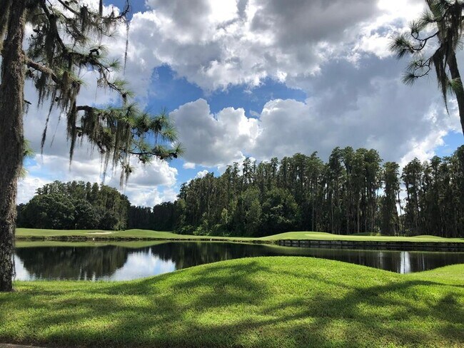 Building Photo - 29129 Bay Hollow Dr