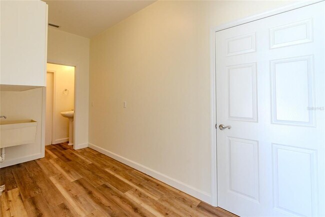 Building Photo - 25206 Nocturne Ln