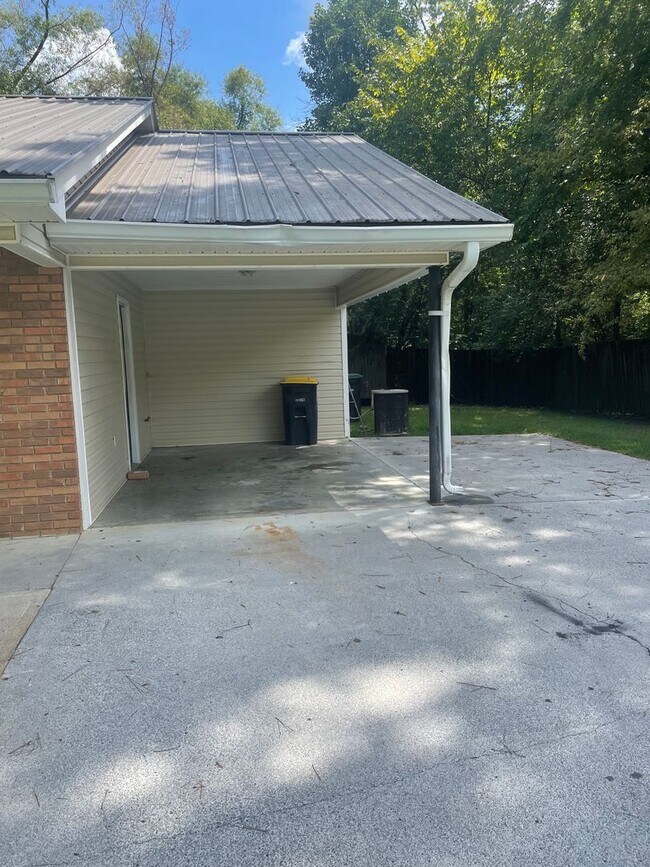 Building Photo - 150&amp;152 Rogers Drive, Rome, GA 30165