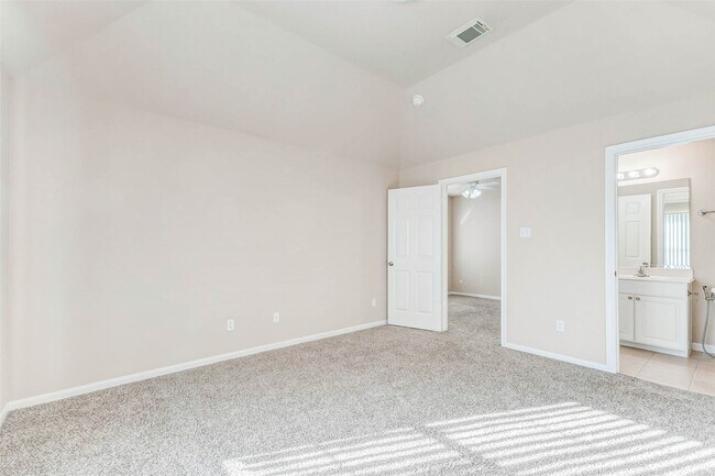 Building Photo - 5227 Brinkman Ct