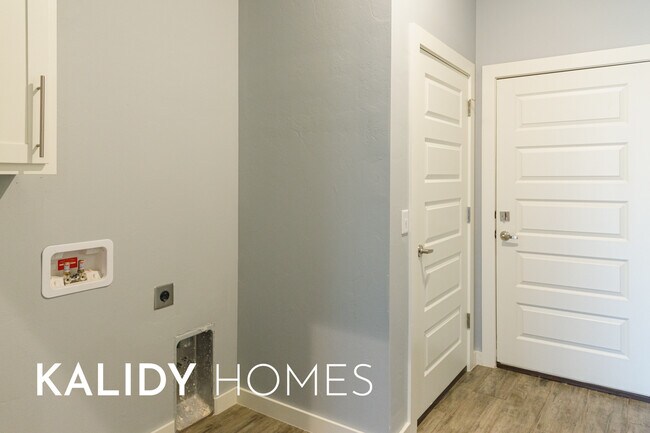 Building Photo - 512 Remington Ave