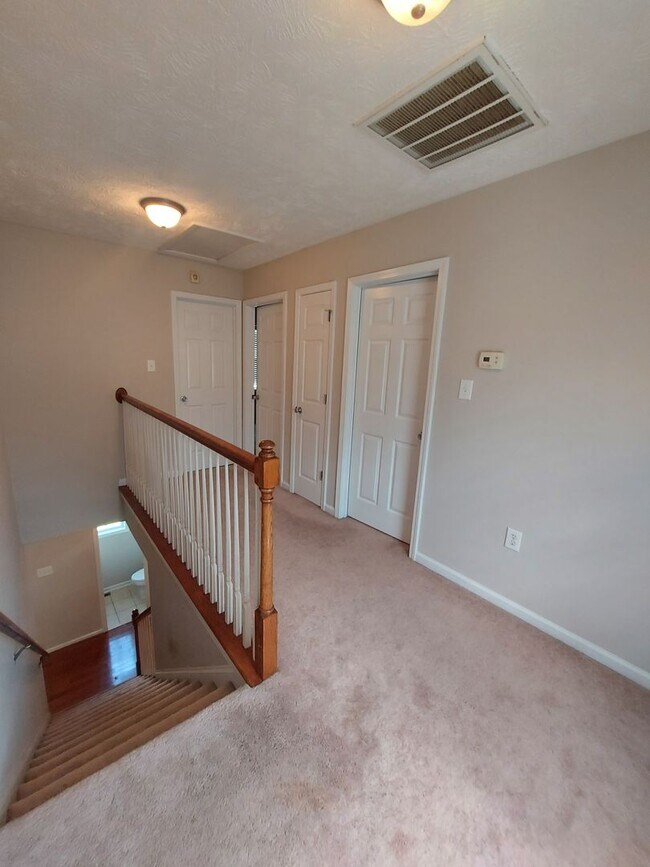 Building Photo - WOODCHASE