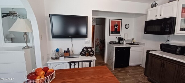 Building Photo - 12784 W Desert Mirage Dr