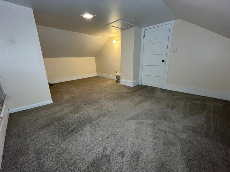 Building Photo - 192 N Smith St