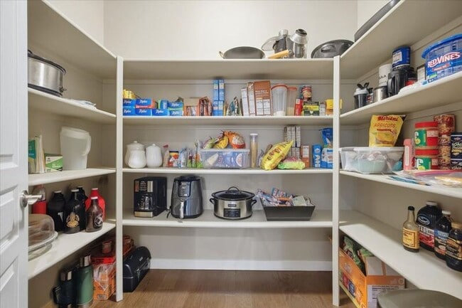 Building Photo - 368 Wishkah Dr