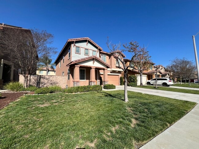 Building Photo - 38434 Coralino Dr
