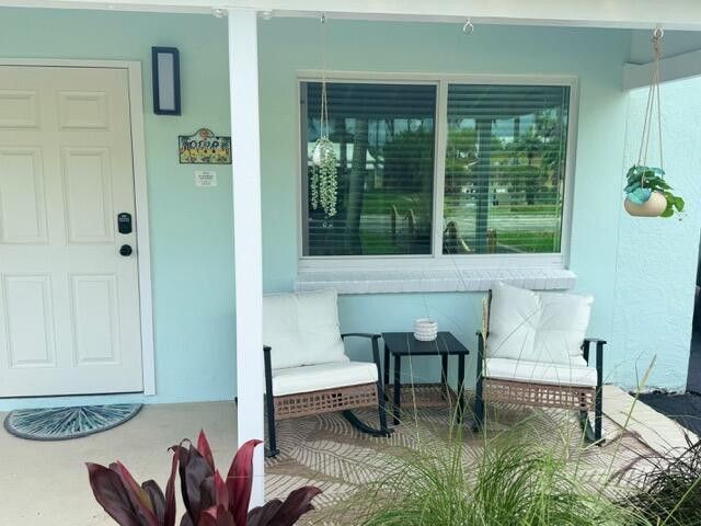 Building Photo - 642 Oak St