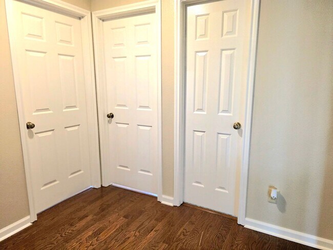 Building Photo - Beautiful 4 Bedroom Home for Lease!