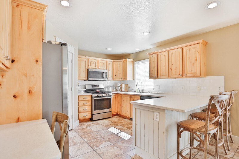 Building Photo - 2533 Cimmaron Dr