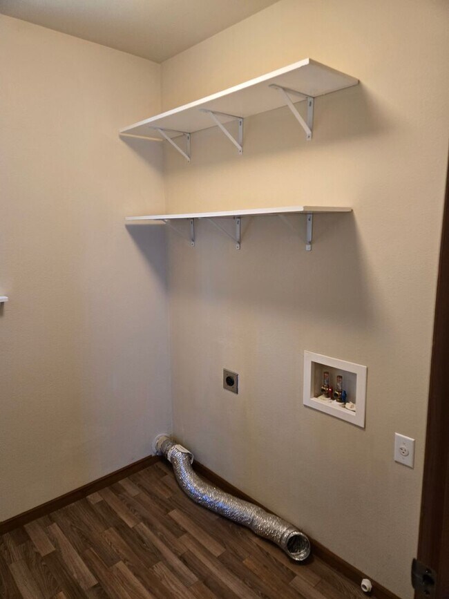 Building Photo - STATUS: HOLD- |R16| $2450