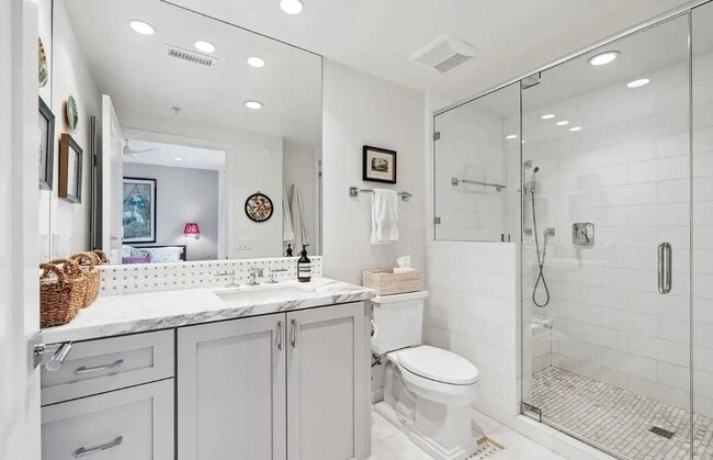 Building Photo - 6767 Neptune Pl