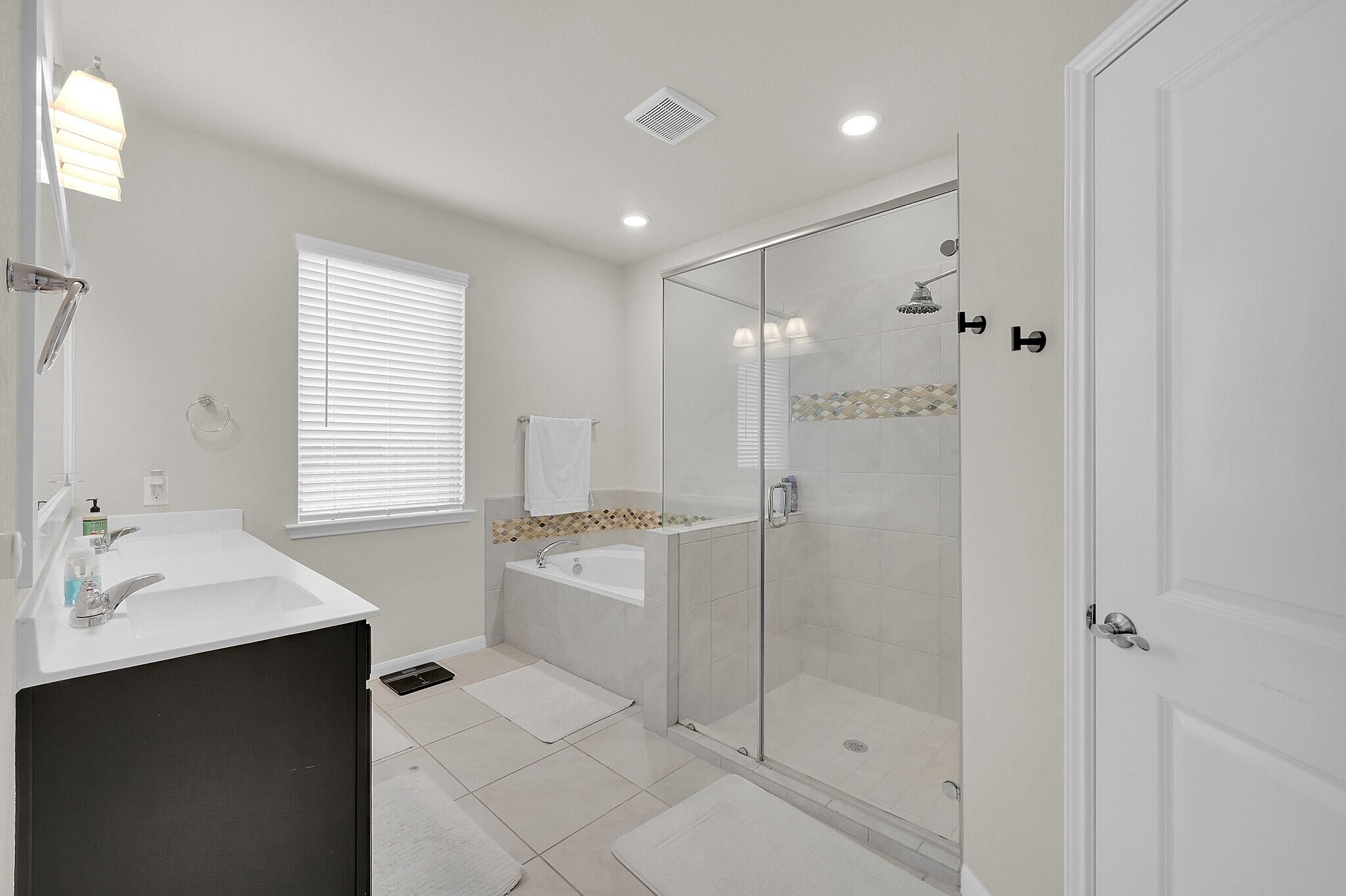 Building Photo - 18803 Pancaldo Ct