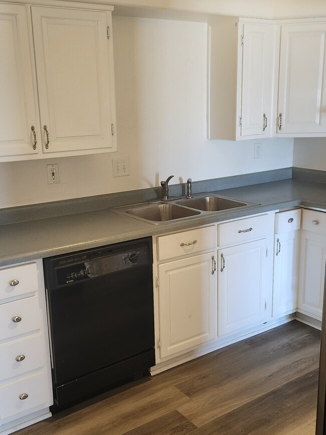 Building Photo - 184 Morgan Dr