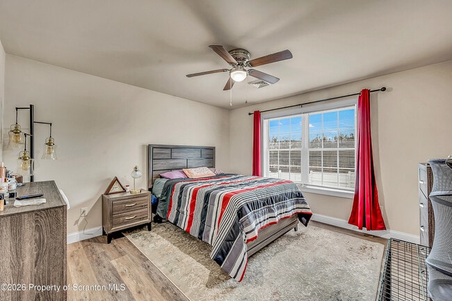 Building Photo - 12 Anna Dr