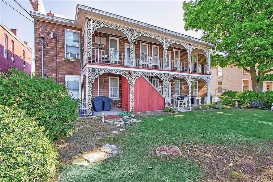 Back - 137 E Court St