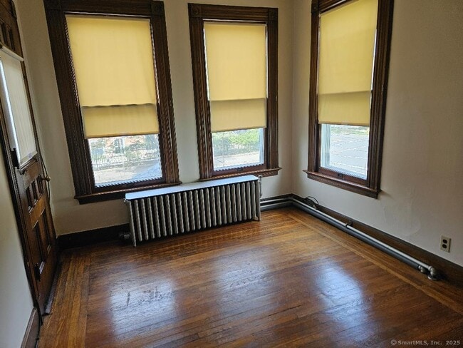 Building Photo - 163 Livingston St