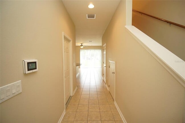 Building Photo - 6938 Towne Lake Rd