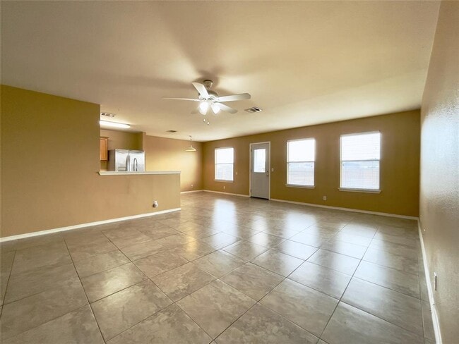 Building Photo - 318 Mitchell Dr