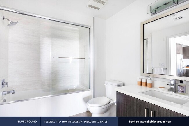 Building Photo - Domain Weho, 7141 Santa Monica Blvd
