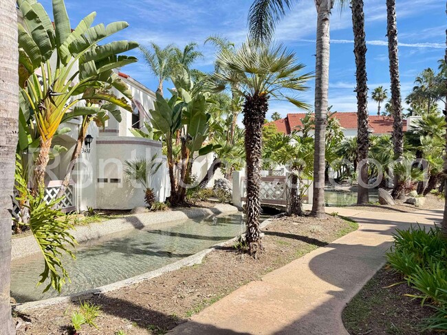 Building Photo - 9438 Twin Trails Dr