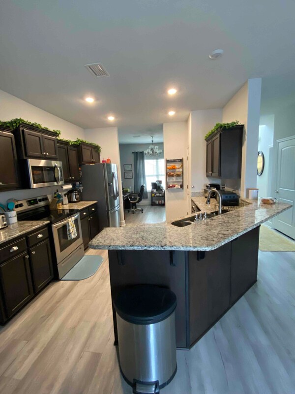 Building Photo - 5747 Periwinkle Ln