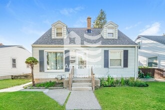 Building Photo - 3421 N 87th St