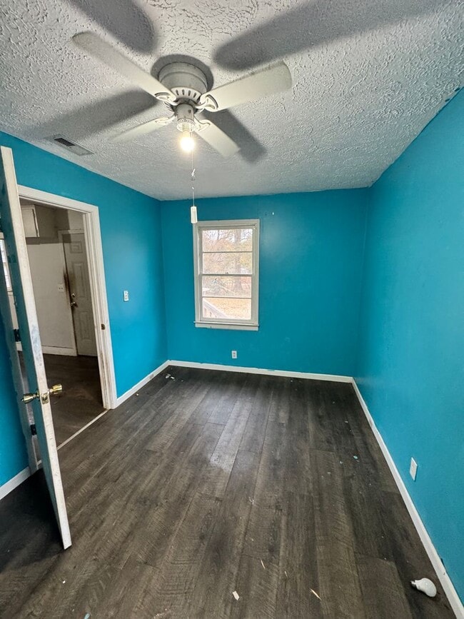 Building Photo - 4/2 home in Shelby, NC