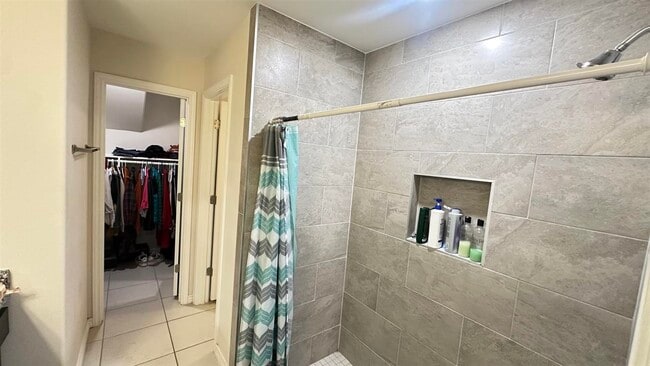 Building Photo - 3614 Jorge Sosa Dr