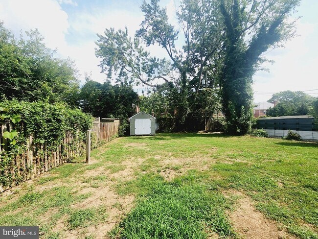 Building Photo - 5107 Walther Ave