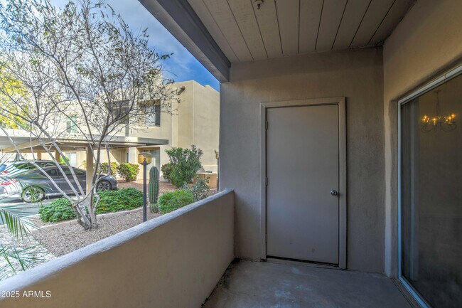 Building Photo - 11260 N 92nd St