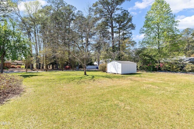 Building Photo - 1114 S 2nd St