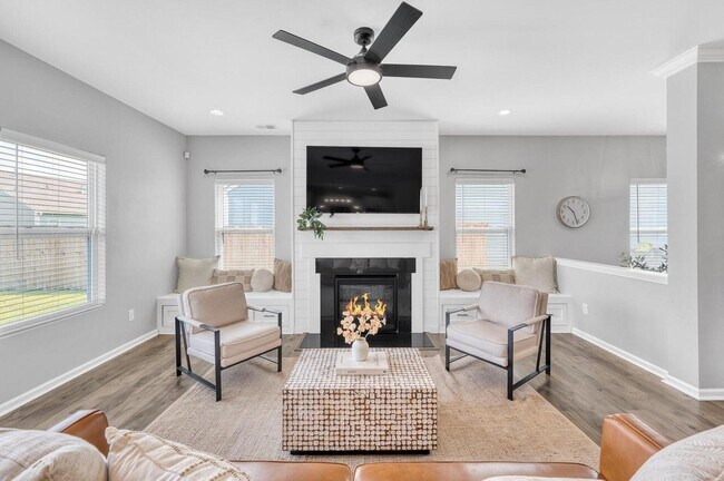 Building Photo - 454 Fox Sparrow Ct