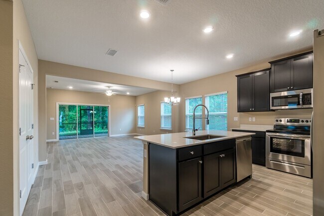 Building Photo - 6343 Morning Blf Dr