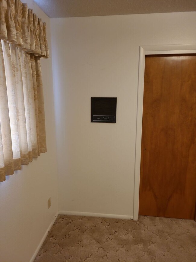 Building Photo - 650 Butler Blvd