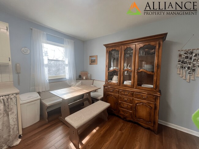 Building Photo - Beautiful Home with Easy Access to Ft. Riley!